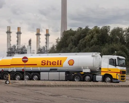 Shell Predicts Massive Profit Surge as Global Fuel Refining Margins Nearly Double
